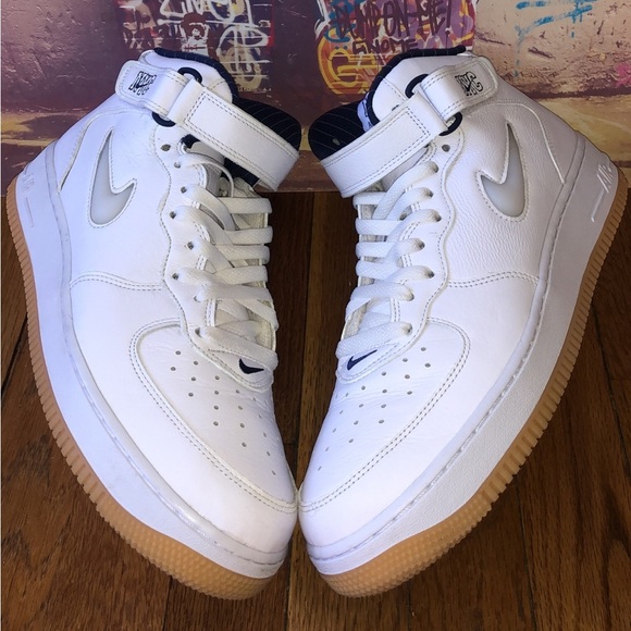 Nike Air Force 1 Mid Jewel QS 'NYC - Yankees' - Picture 5 of 5